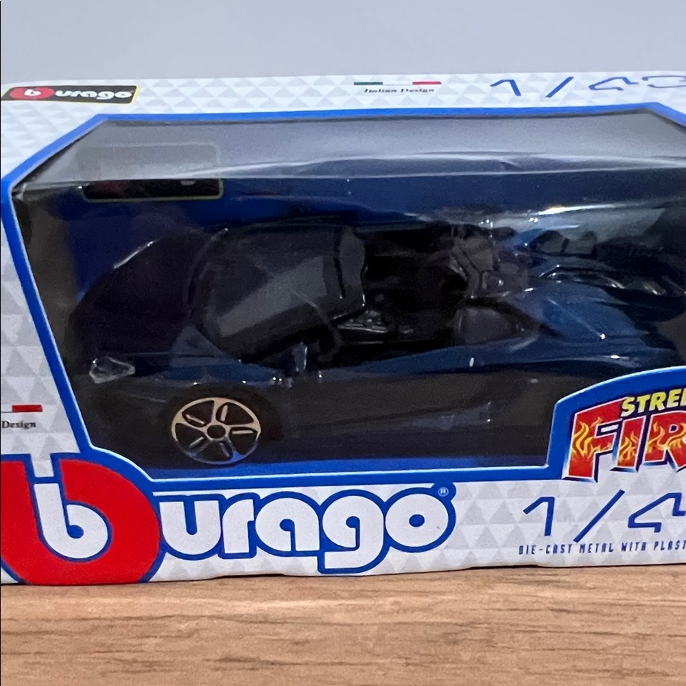 Bburago Street Fire 1/43 Navy Blue Lamborghini Die-Cast Toy Car - Picture 10 of 10
